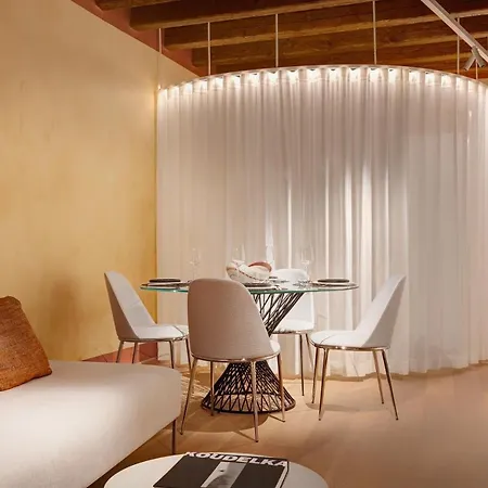 1881 Luxury * Verona