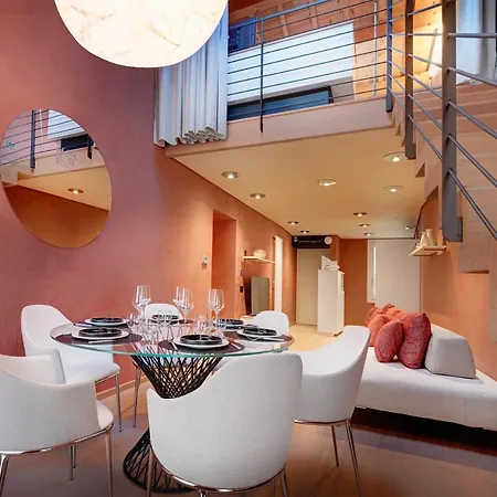 1881 Luxury Apartment