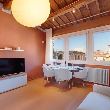 1881 Luxury Appartement Vérone